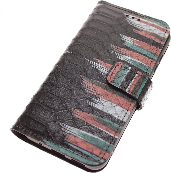 Made-NL iPhone 14 Plus Zwart slangenprint kalfsleer